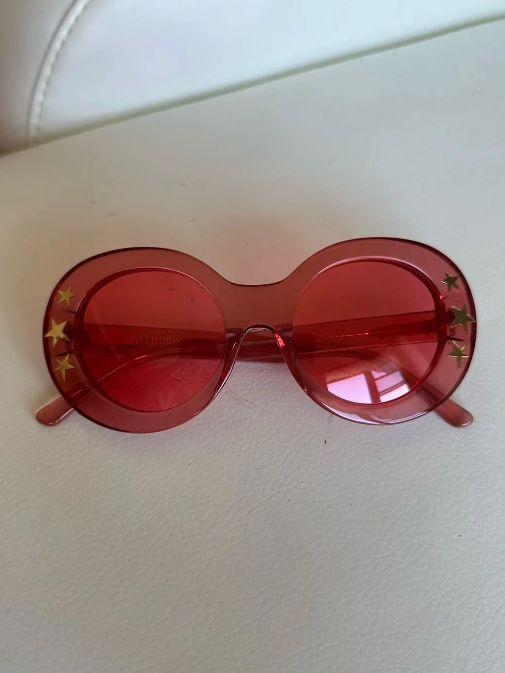 Poppy Lissiman ‘dakota’ in strawberry 🍓 round pink clear + gold star accents